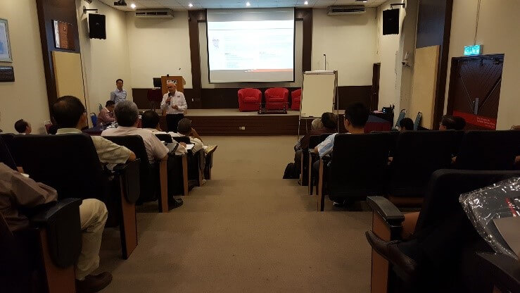 IEM Seminar with Halfen Moment2